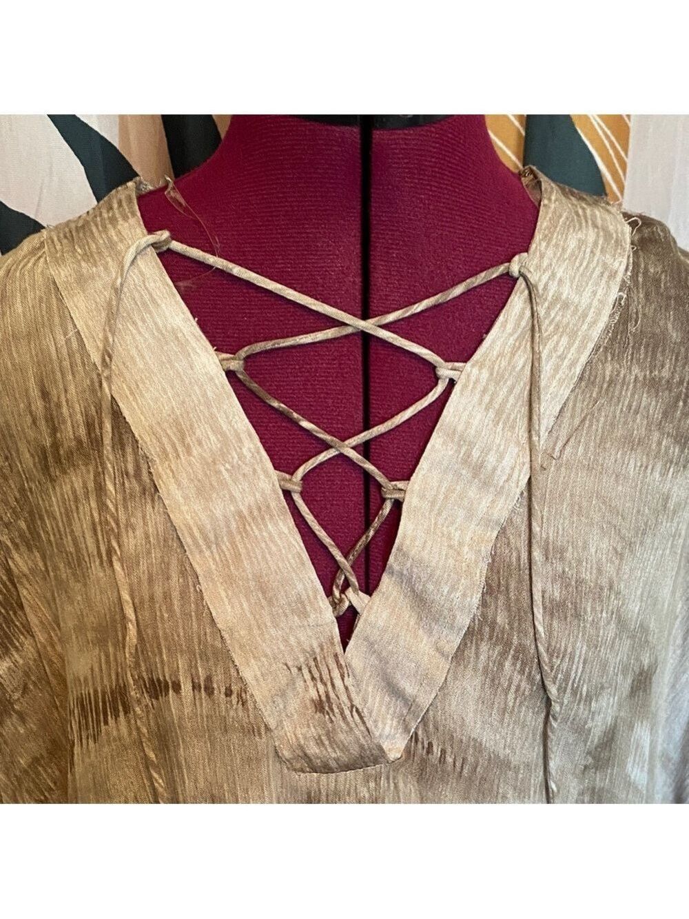 Umgee olive green Lace-Up Tunic Top - Picture 4 of 8